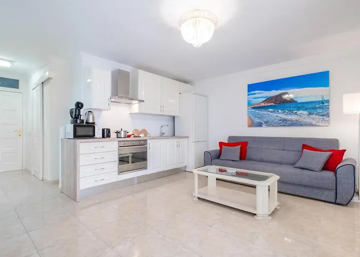La Maricita Cristianos - Beach Front & Sea View