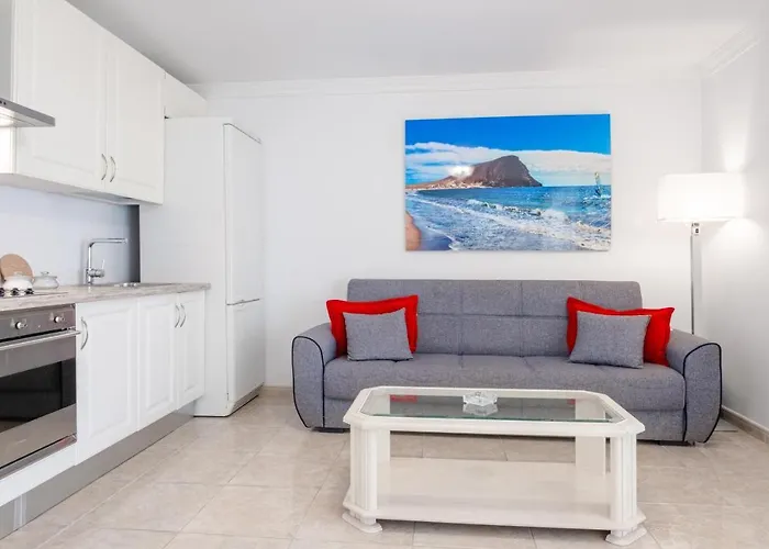 La Maricita Cristianos - Beach Front & Sea View